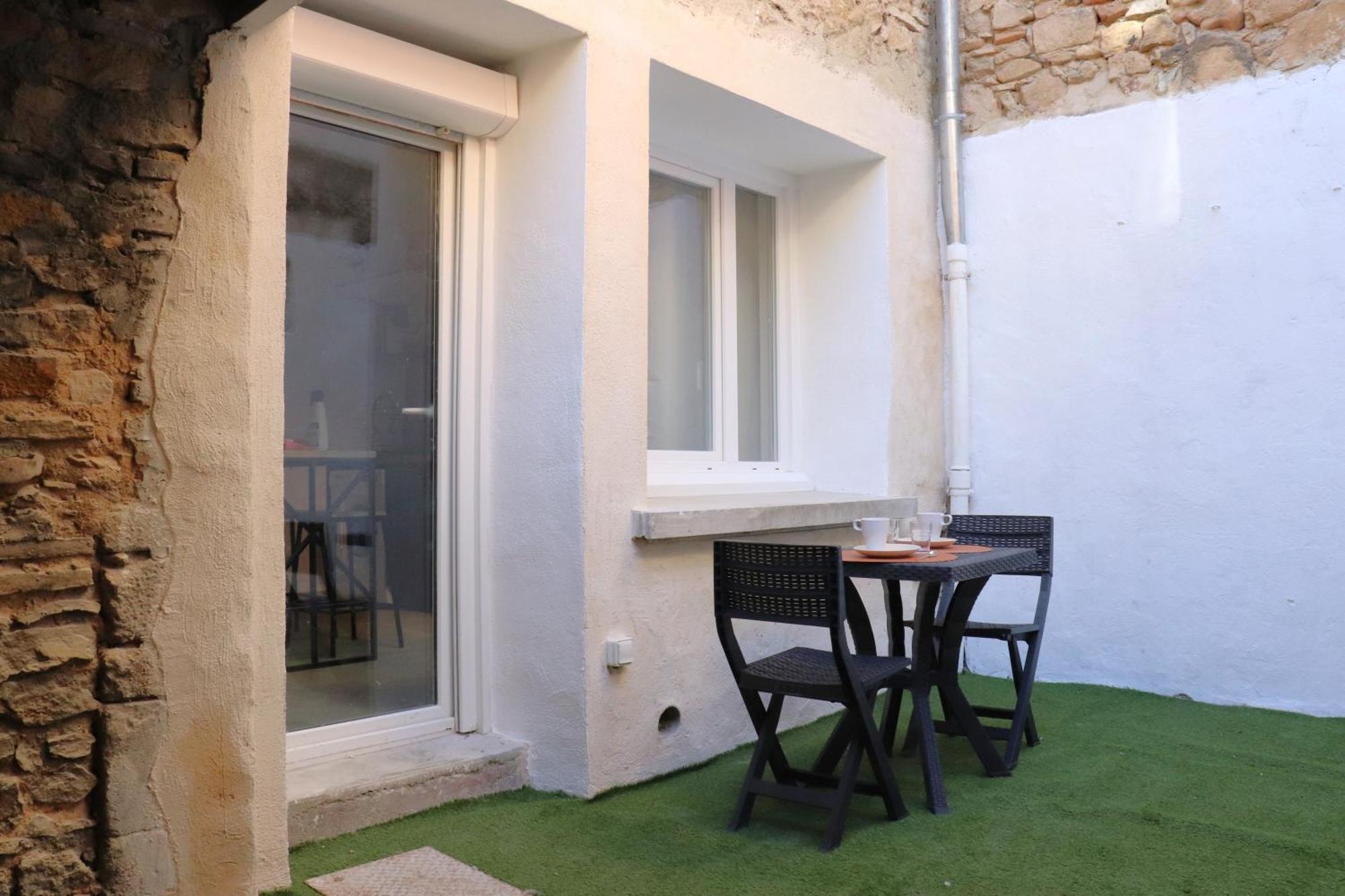 Superbes Appartements Modernes Et Neufs Bagnols-sur-Cèze Екстериор снимка