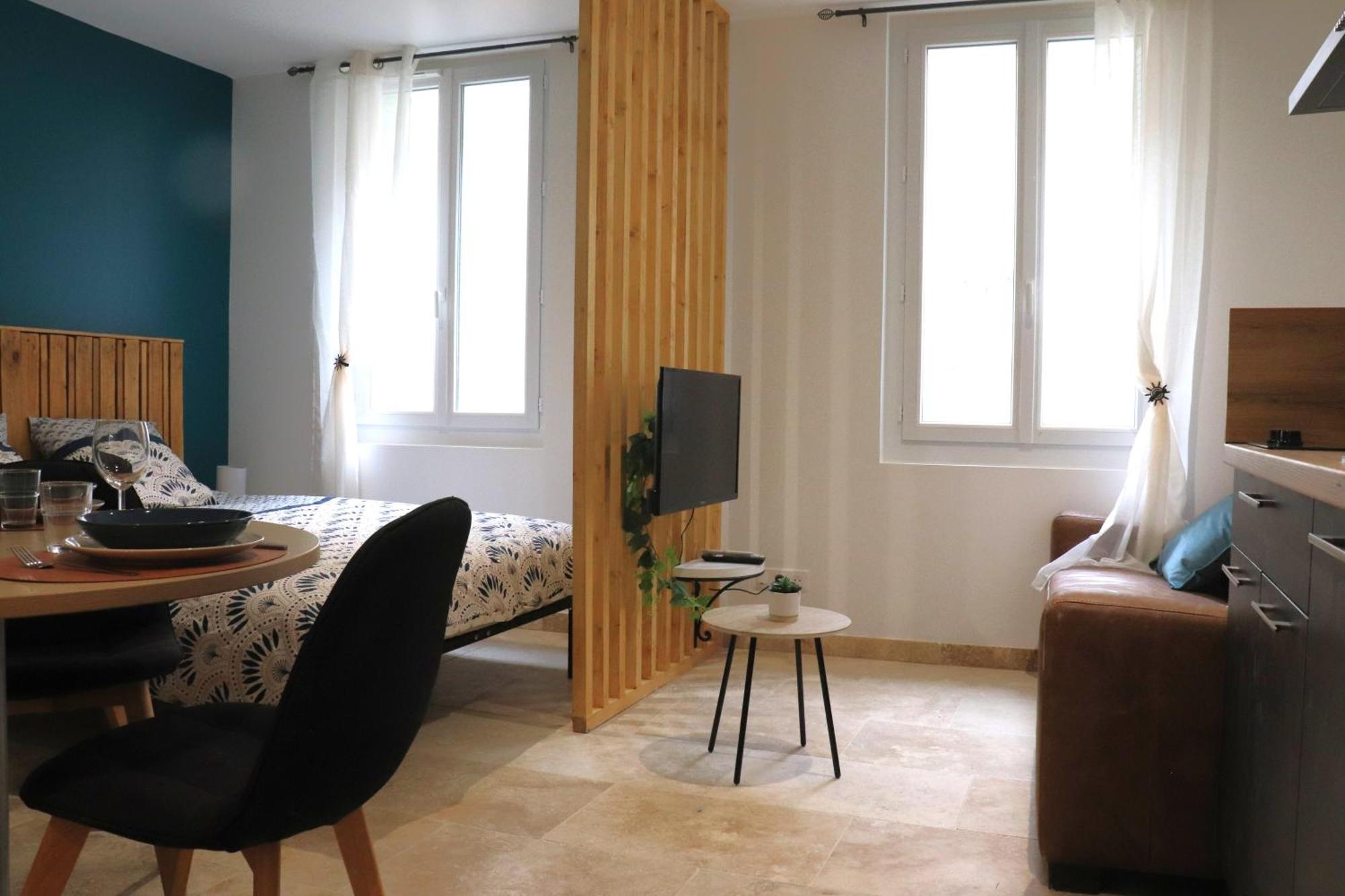 Superbes Appartements Modernes Et Neufs Bagnols-sur-Cèze Екстериор снимка
