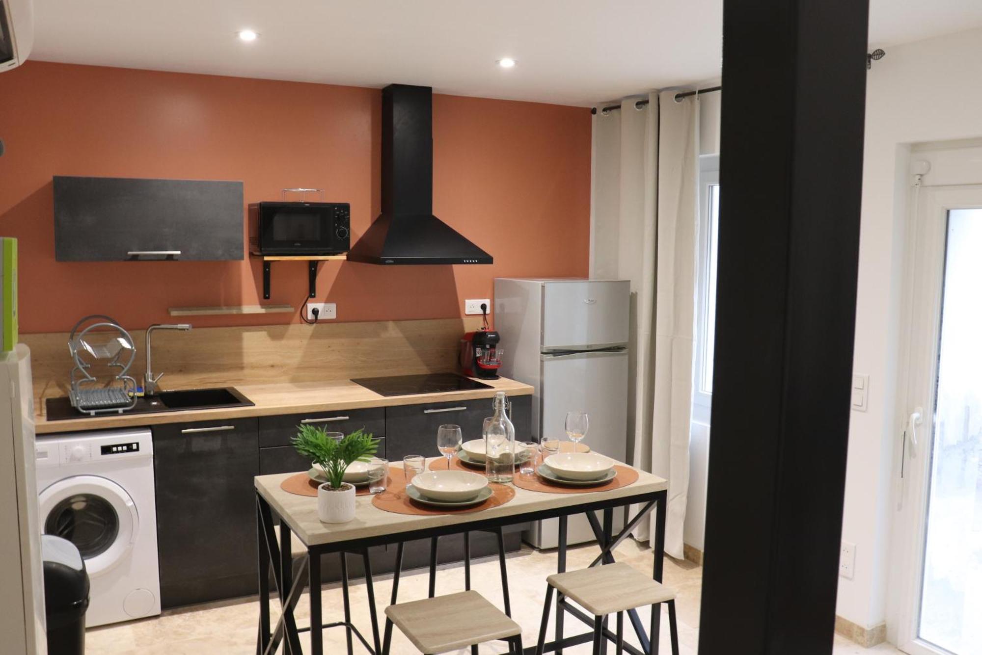 Superbes Appartements Modernes Et Neufs Bagnols-sur-Cèze Екстериор снимка